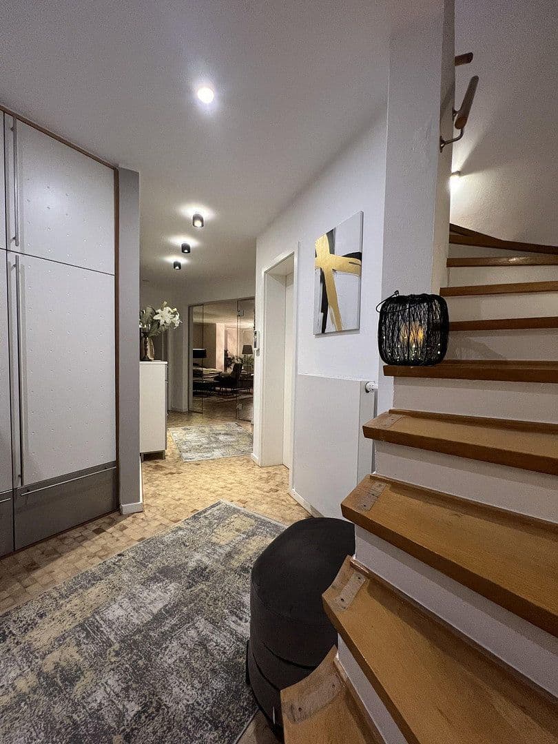 Prodej domu 190 m², pozemek 625 m², Minden, Severní Porýní-Vestfálsko Prodej domu 190 m², pozemek 625 m², Minden, Severní Porýní-Vestfálsko