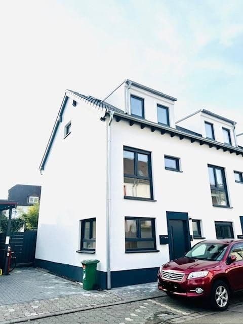 Prodej domu 112 m², pozemek 57 m², Neideckerstraße 4, Mainz, Porýní-Falc Prodej domu 112 m², pozemek 57 m², Neideckerstraße 4, Mainz, Porýní-Falc