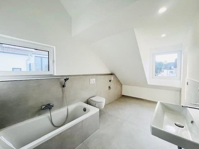 Prodej domu 112 m², pozemek 57 m², Neideckerstraße 4, Mainz, Porýní-Falc Prodej domu 112 m², pozemek 57 m², Neideckerstraße 4, Mainz, Porýní-Falc