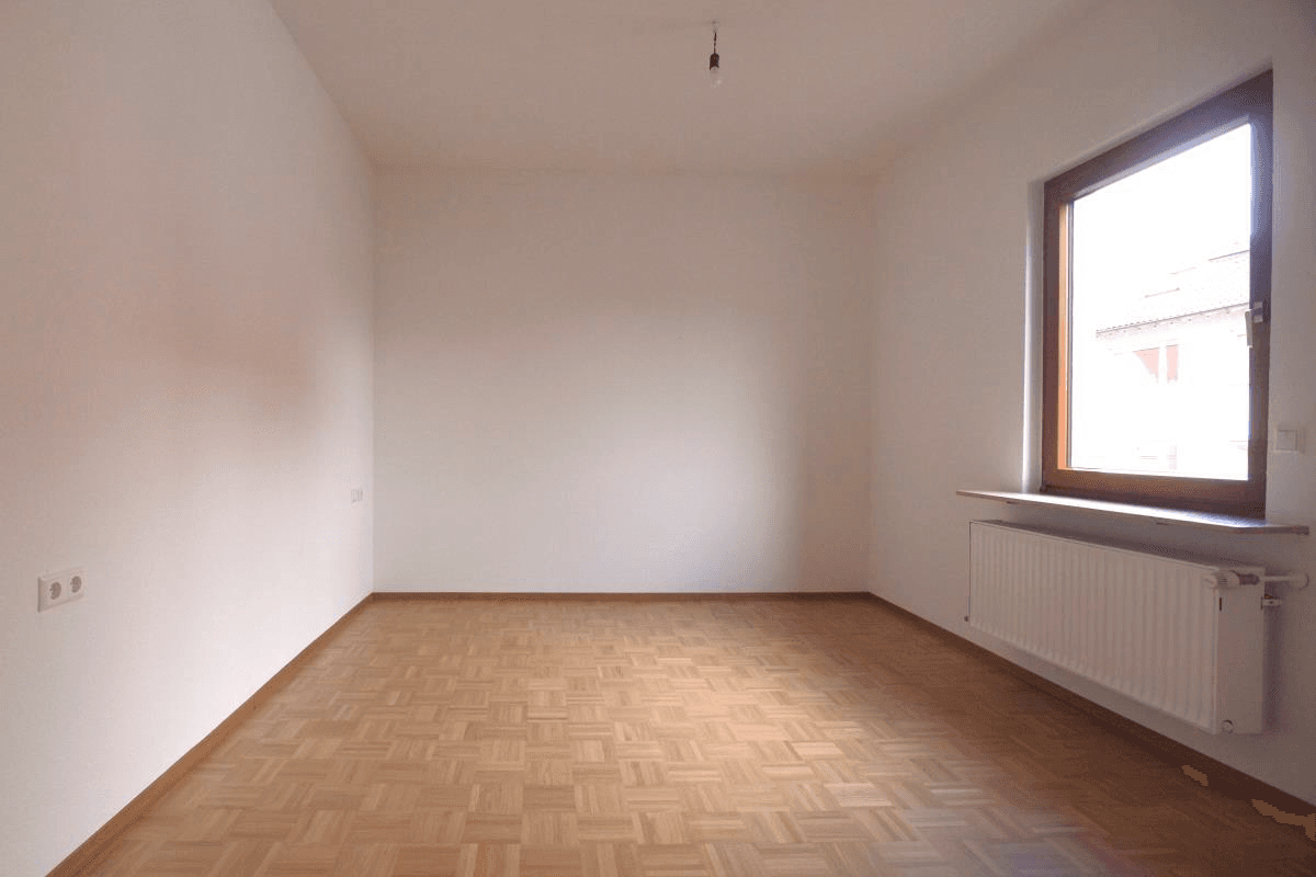 Pronájem bytu 3+1 64 m², Stuttgart, Bádensko-Württembersko Pronájem bytu 3+1 64 m², Stuttgart, Bádensko-Württembersko