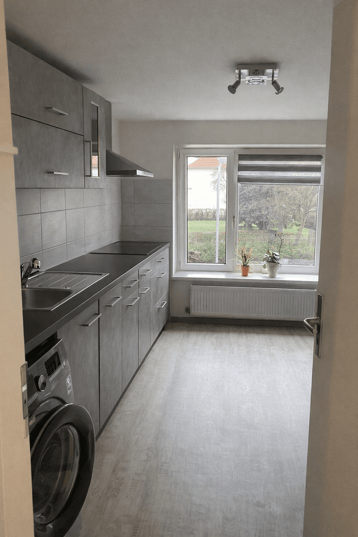 Prodej domu 250 m², pozemek 469 m², Bahnhofstraße 4A, Hohenmölsen, Sasko-Anhaltsko Prodej domu 250 m², pozemek 469 m², Bahnhofstraße 4A, Hohenmölsen, Sasko-Anhaltsko