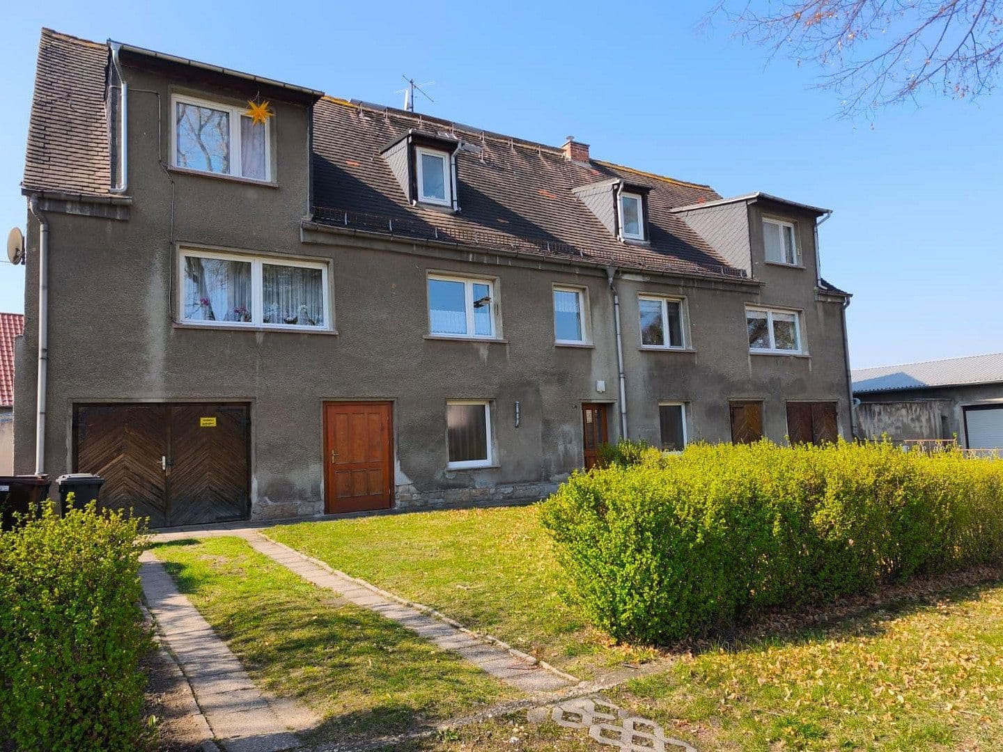 Prodej domu 250 m², pozemek 469 m², Bahnhofstraße 4A, Hohenmölsen, Sasko-Anhaltsko Prodej domu 250 m², pozemek 469 m², Bahnhofstraße 4A, Hohenmölsen, Sasko-Anhaltsko