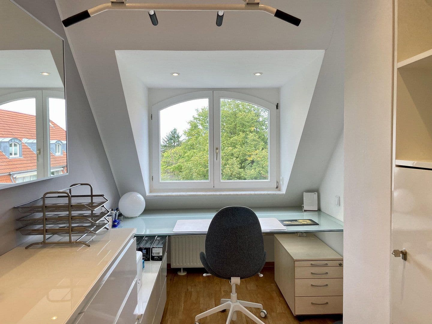 Prodej bytu 4+1 106 m², Köln, Severní Porýní-Vestfálsko Prodej bytu 4+1 106 m², Köln, Severní Porýní-Vestfálsko