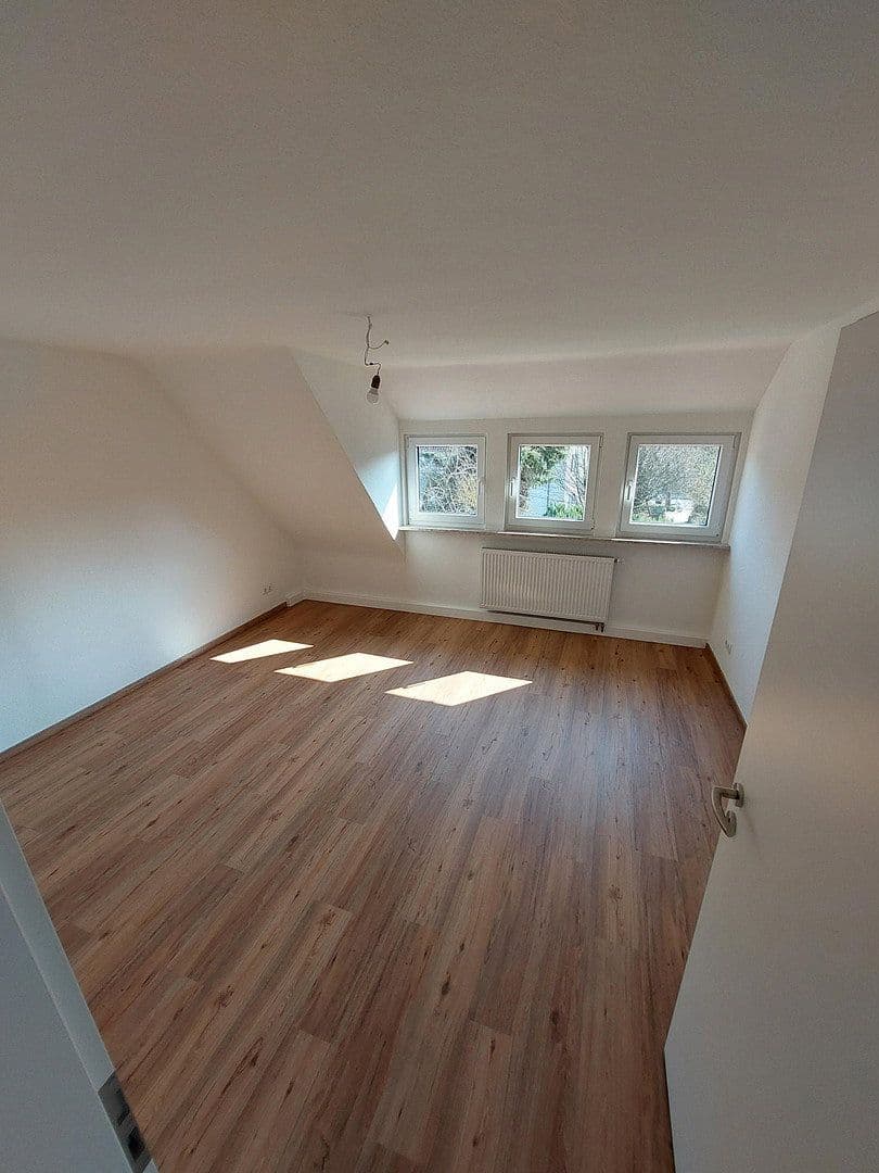Pronájem bytu 3+1 57 m², Sarstedt, Dolní Sasko Pronájem bytu 3+1 57 m², Sarstedt, Dolní Sasko