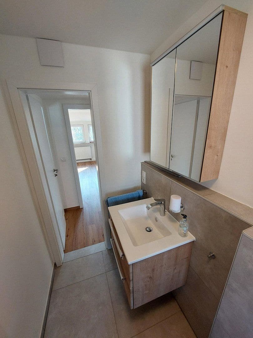 Pronájem bytu 3+1 57 m², Sarstedt, Dolní Sasko Pronájem bytu 3+1 57 m², Sarstedt, Dolní Sasko