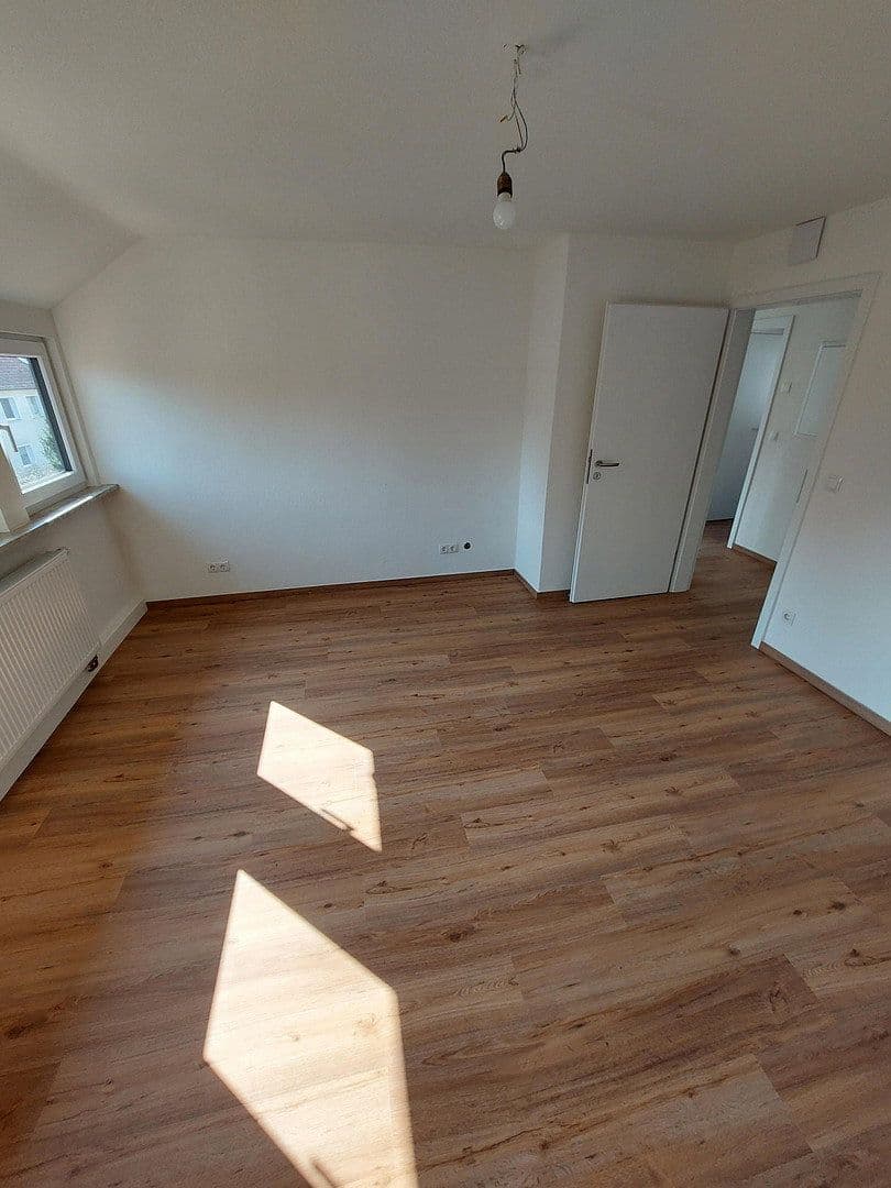 Pronájem bytu 3+1 57 m², Sarstedt, Dolní Sasko Pronájem bytu 3+1 57 m², Sarstedt, Dolní Sasko