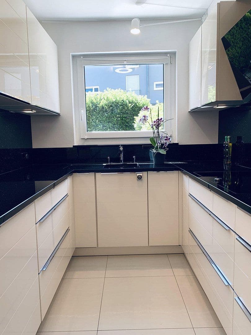 Prodej bytu 4+kk 101 m², Remseck am Neckar, Bádensko-Württembersko Prodej bytu 4+kk 101 m², Remseck am Neckar, Bádensko-Württembersko