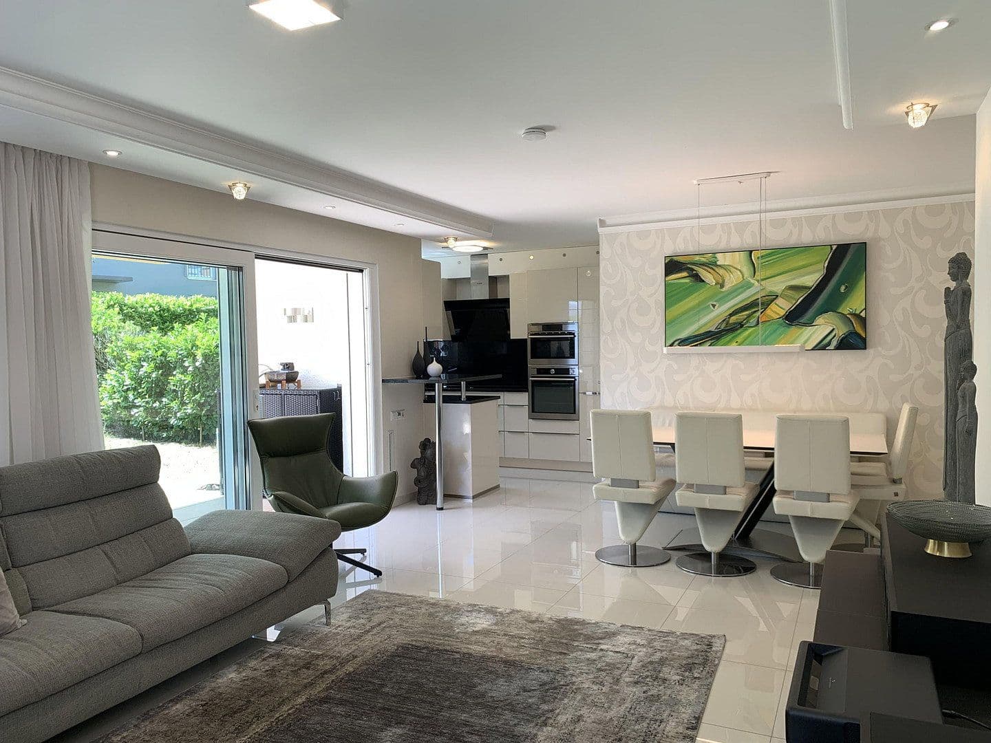 Prodej bytu 4+kk 101 m², Remseck am Neckar, Bádensko-Württembersko Prodej bytu 4+kk 101 m², Remseck am Neckar, Bádensko-Württembersko