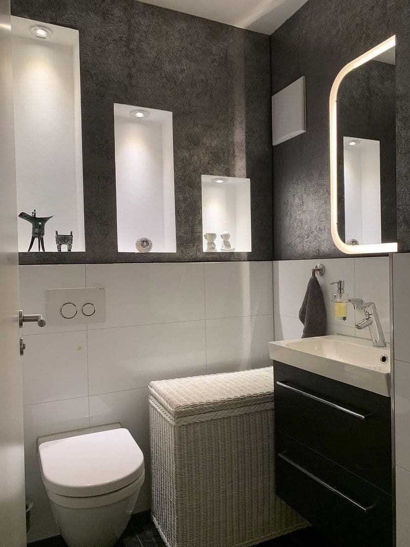 Prodej bytu 4+kk 101 m², Remseck am Neckar, Bádensko-Württembersko Prodej bytu 4+kk 101 m², Remseck am Neckar, Bádensko-Württembersko