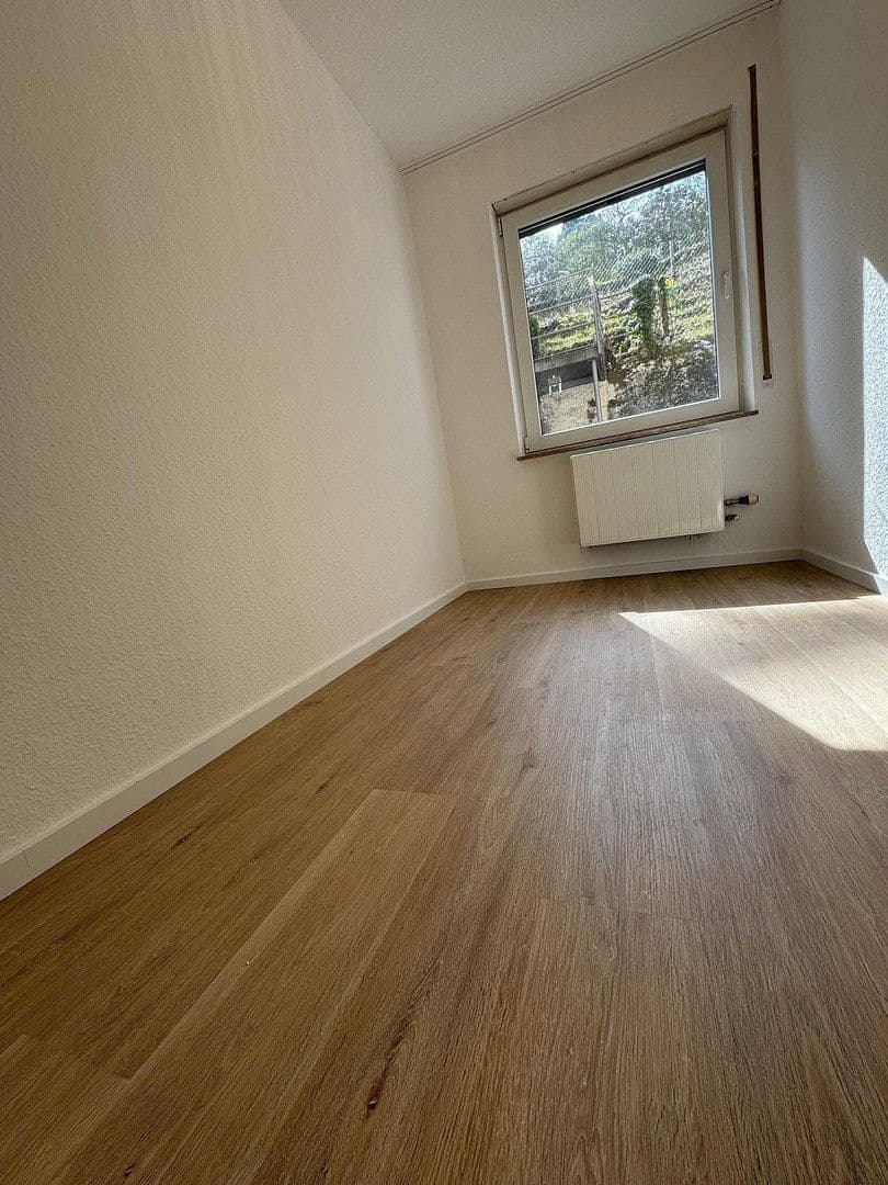 Pronájem bytu 2+1 42 m², Reinsburgstraße 125, Stuttgart, Bádensko-Württembersko Pronájem bytu 2+1 42 m², Reinsburgstraße 125, Stuttgart, Bádensko-Württembersko