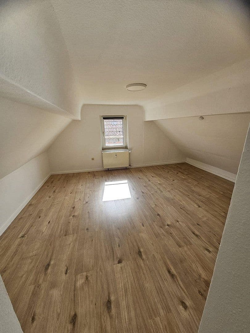 Pronájem bytu 2+1 40 m², Gießen, Hessen Pronájem bytu 2+1 40 m², Gießen, Hessen