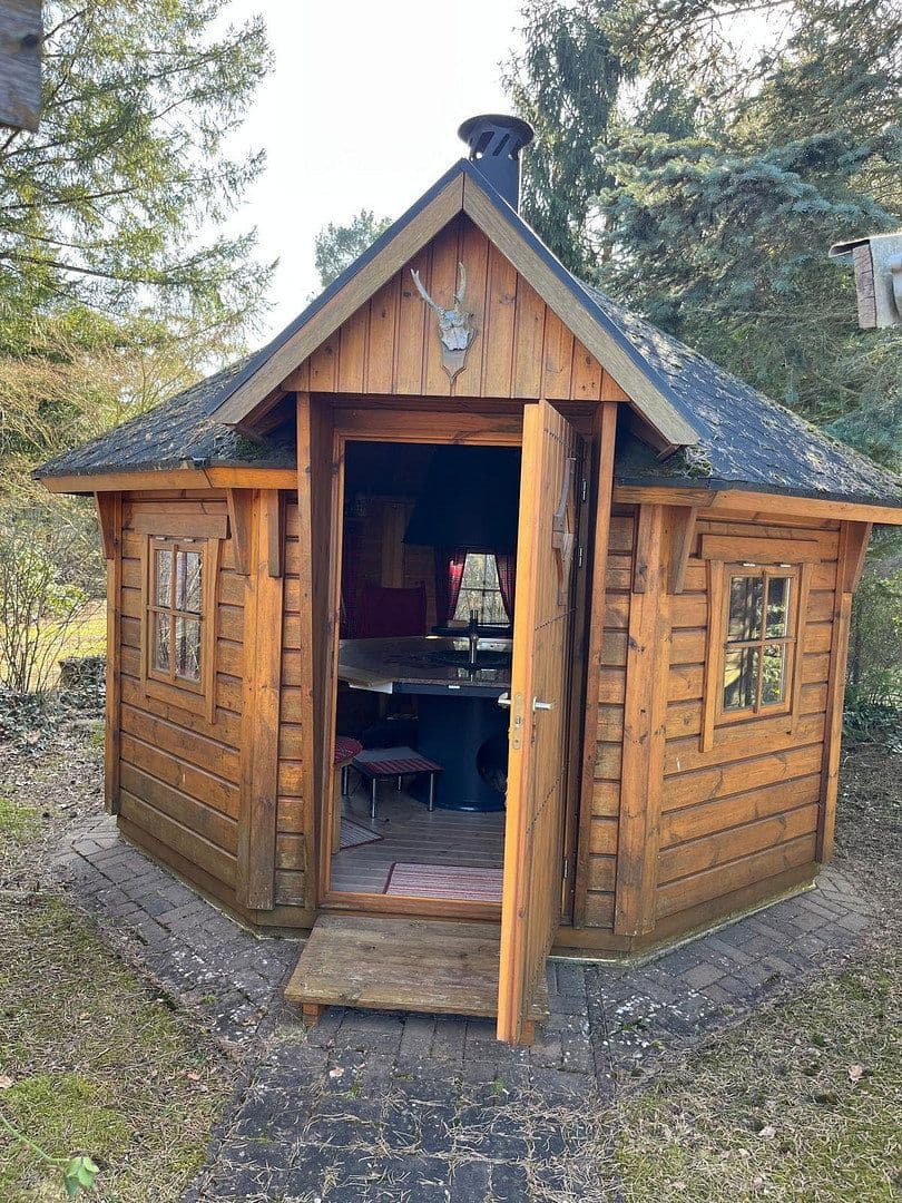 Prodej domu 104 m², pozemek 840 m², Ziegeleier Strasse 27a, Königs Wusterhausen, Braniborsko Prodej domu 104 m², pozemek 840 m², Ziegeleier Strasse 27a, Königs Wusterhausen, Braniborsko