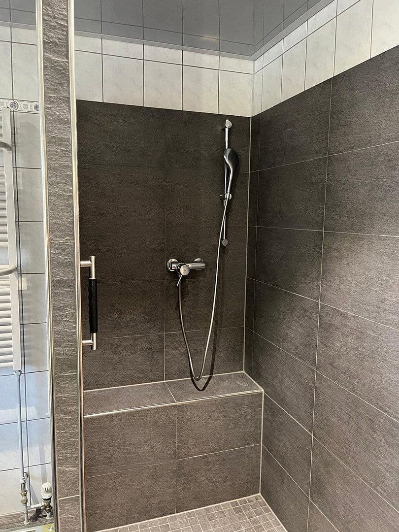 Prodej domu 104 m², pozemek 840 m², Ziegeleier Strasse 27a, Königs Wusterhausen, Braniborsko Prodej domu 104 m², pozemek 840 m², Ziegeleier Strasse 27a, Königs Wusterhausen, Braniborsko