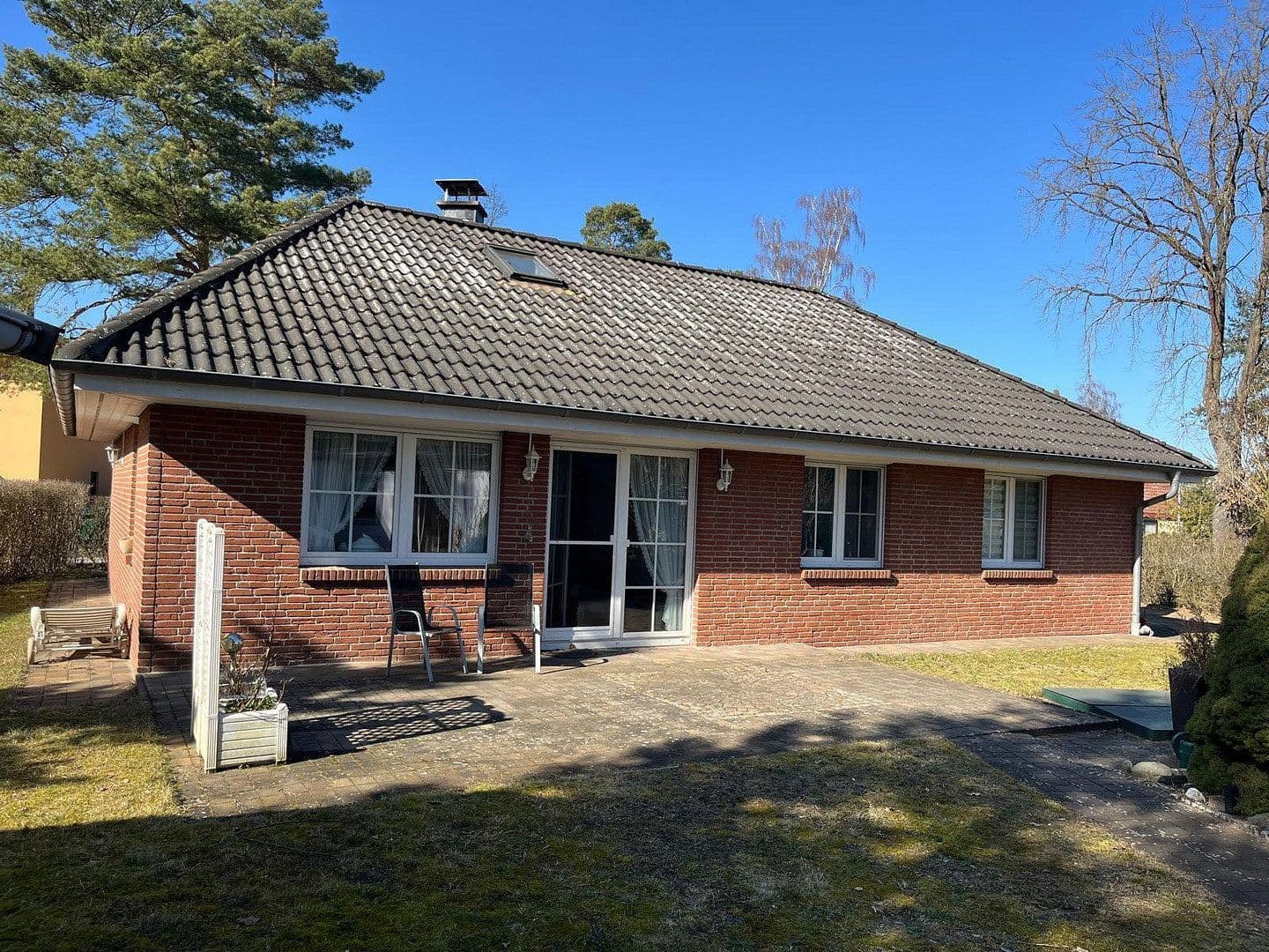 Prodej domu 104 m², pozemek 840 m², Ziegeleier Strasse 27a, Königs Wusterhausen, Braniborsko Prodej domu 104 m², pozemek 840 m², Ziegeleier Strasse 27a, Königs Wusterhausen, Braniborsko