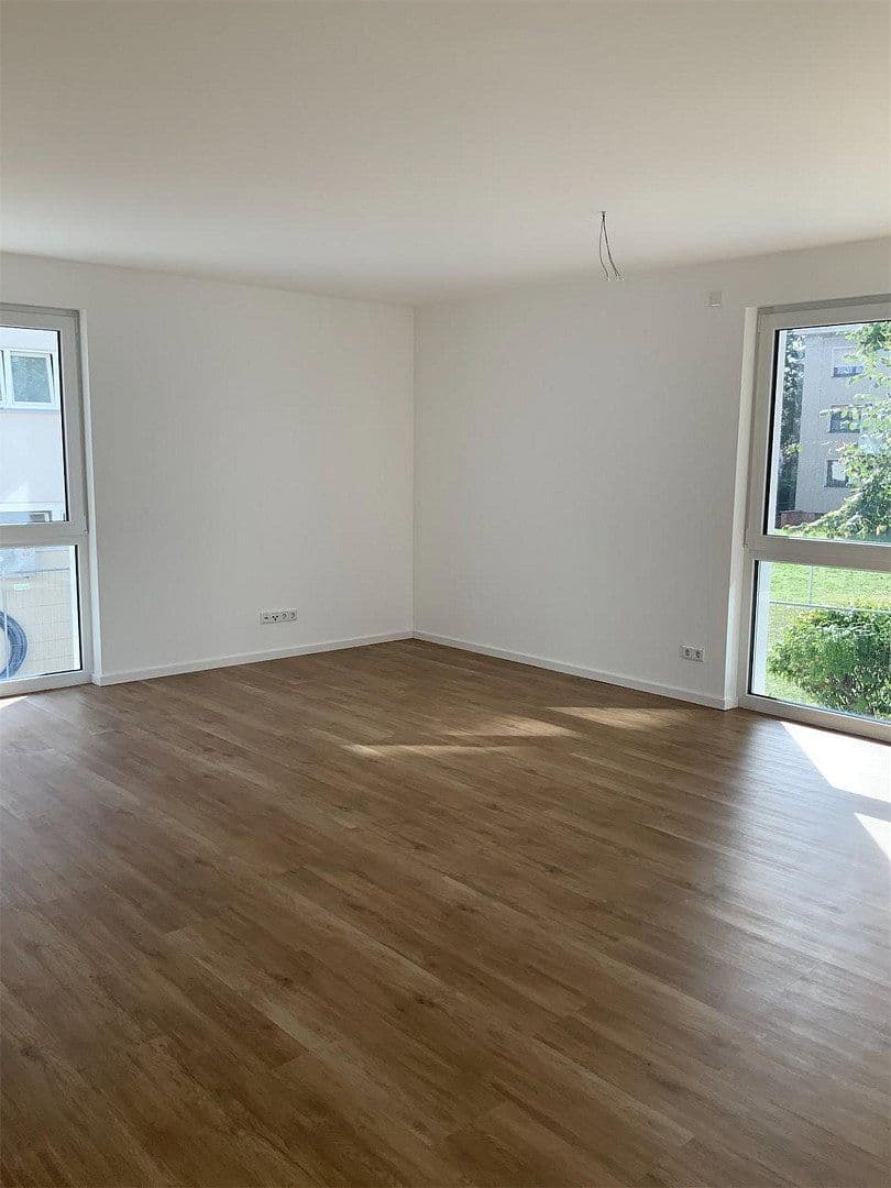 Pronájem bytu 4+1 118 m², Goerdelerstraße 33, Offenbach, Hessen Pronájem bytu 4+1 118 m², Goerdelerstraße 33, Offenbach, Hessen