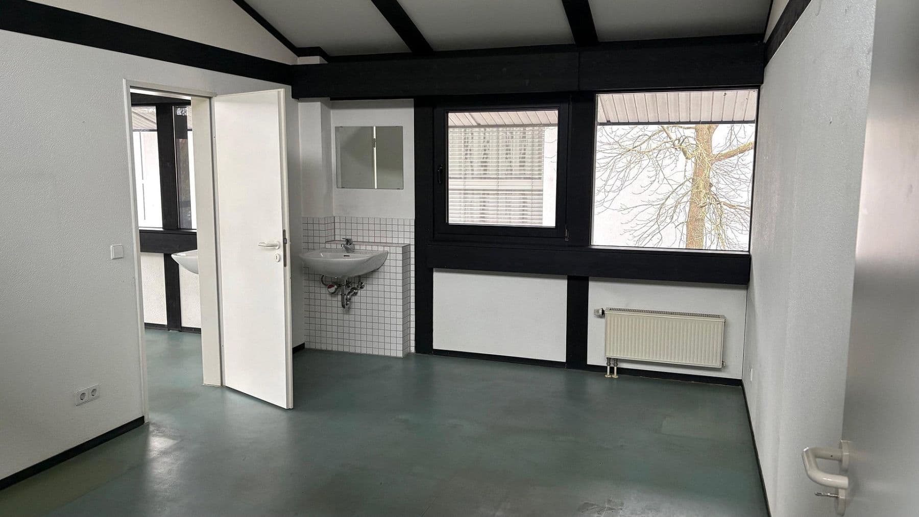 Pronájem kanceláře 123 m², Schafhausener Straße 11, Heinsberg, Severní Porýní-Vestfálsko Pronájem kanceláře 123 m², Schafhausener Straße 11, Heinsberg, Severní Porýní-Vestfálsko