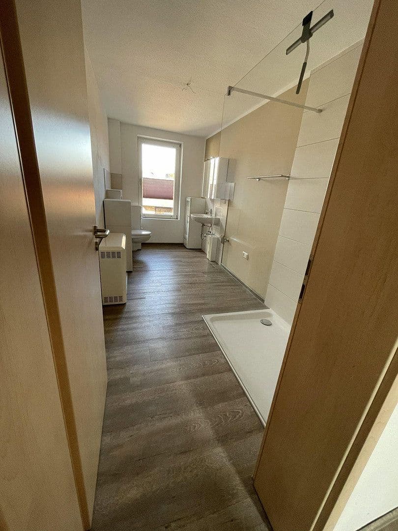 Pronájem bytu 3+1 72 m², Hauptstr. 34, Helmstedt, Dolní Sasko Pronájem bytu 3+1 72 m², Hauptstr. 34, Helmstedt, Dolní Sasko