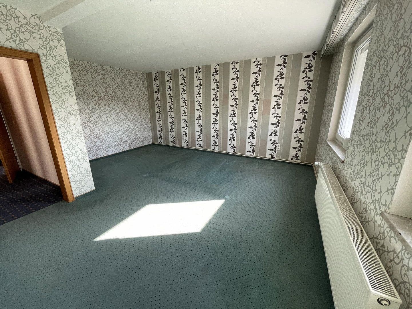 Pronájem bytu 4+1 137 m², Hauptstr. 34, Helmstedt, Dolní Sasko Pronájem bytu 4+1 137 m², Hauptstr. 34, Helmstedt, Dolní Sasko