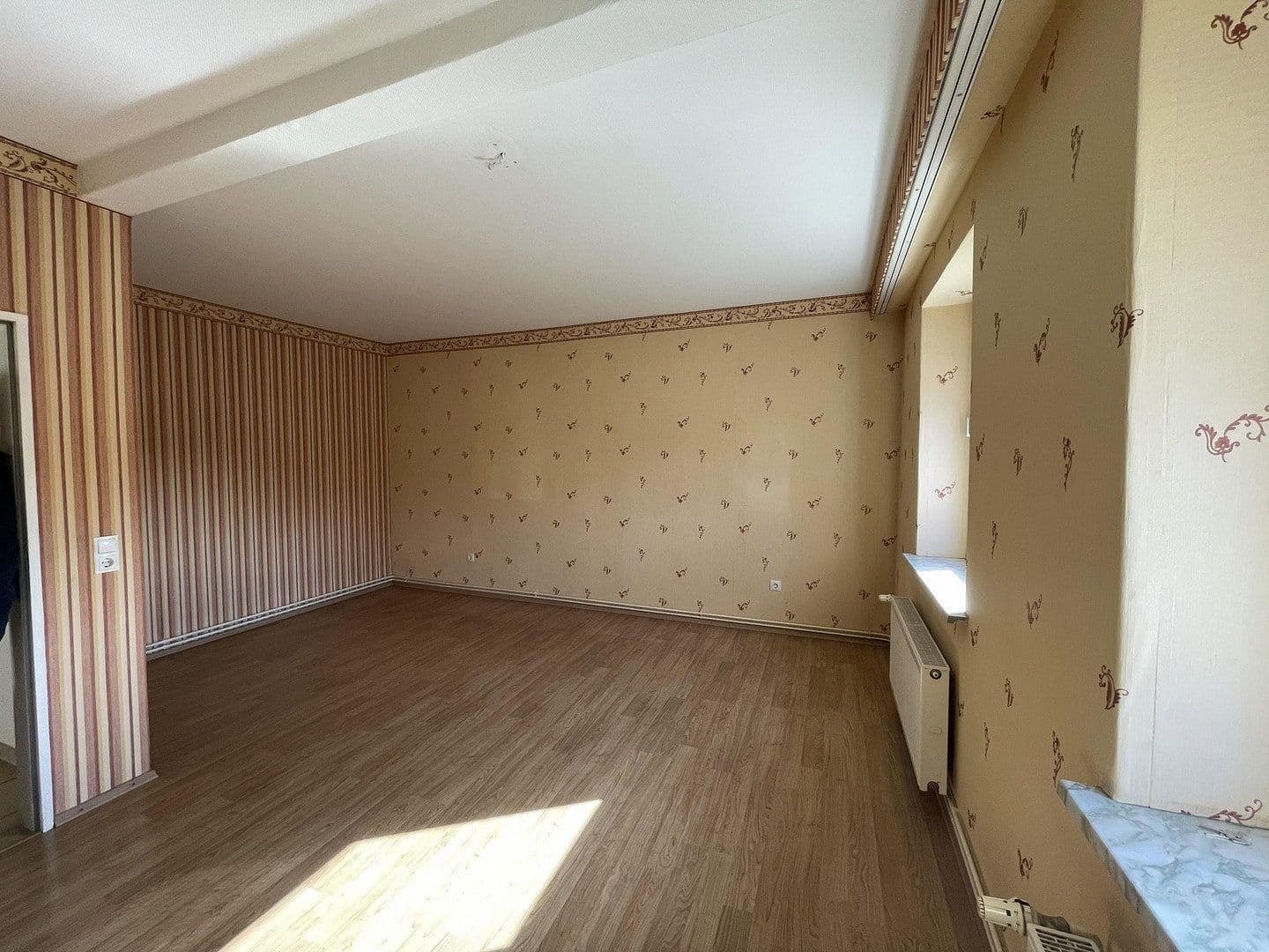 Pronájem bytu 4+1 137 m², Hauptstr. 34, Helmstedt, Dolní Sasko Pronájem bytu 4+1 137 m², Hauptstr. 34, Helmstedt, Dolní Sasko