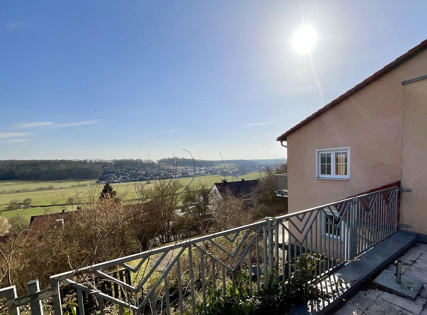 Prodej domu 217 m², pozemek 8.197 m², Langenzenn, Bavorsko Prodej domu 217 m², pozemek 8.197 m², Langenzenn, Bavorsko