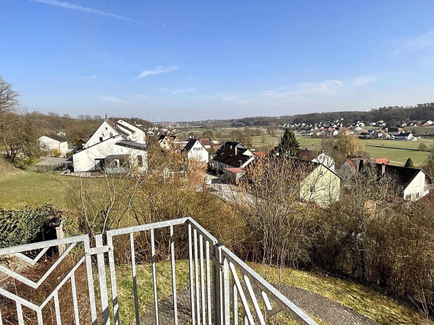 Prodej domu 217 m², pozemek 8.197 m², Langenzenn, Bavorsko Prodej domu 217 m², pozemek 8.197 m², Langenzenn, Bavorsko