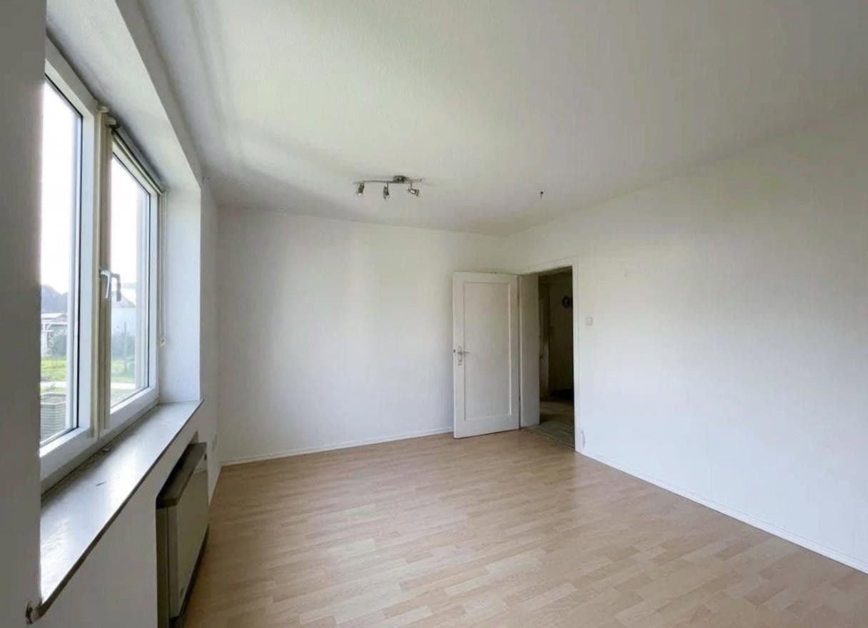 Prodej domu 192 m², pozemek 440 m², Fuldabrück, Hessen Prodej domu 192 m², pozemek 440 m², Fuldabrück, Hessen