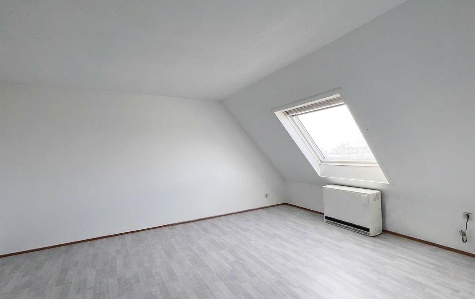 Prodej domu 192 m², pozemek 440 m², Fuldabrück, Hessen Prodej domu 192 m², pozemek 440 m², Fuldabrück, Hessen