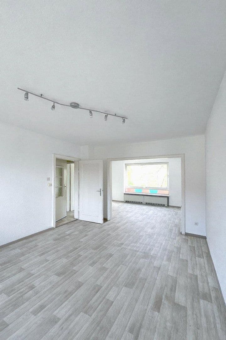Prodej domu 192 m², pozemek 440 m², Fuldabrück, Hessen Prodej domu 192 m², pozemek 440 m², Fuldabrück, Hessen