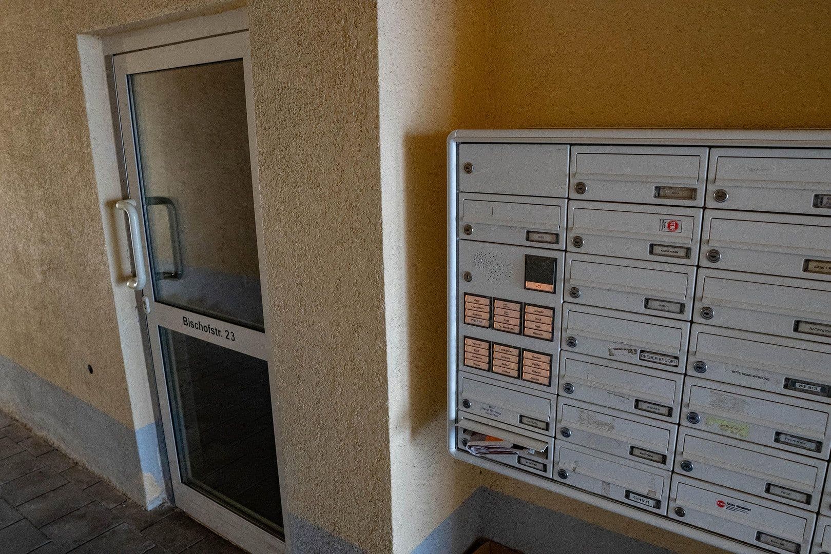 Prodej bytu 3+1 69 m², Bischofstraße 23, Leipzig, Sasko Prodej bytu 3+1 69 m², Bischofstraße 23, Leipzig, Sasko