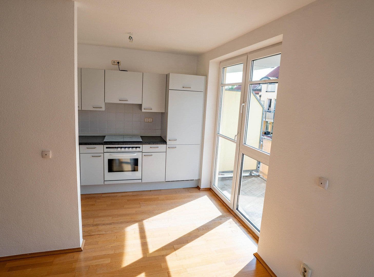 Prodej bytu 3+1 69 m², Bischofstraße 23, Leipzig, Sasko Prodej bytu 3+1 69 m², Bischofstraße 23, Leipzig, Sasko