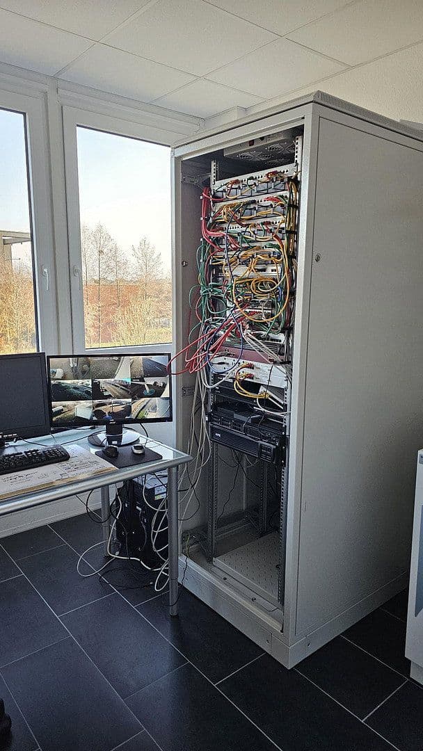 Pronájem nebytového prostoru 4.760 m², Willich, Severní Porýní-Vestfálsko Pronájem nebytového prostoru 4.760 m², Willich, Severní Porýní-Vestfálsko