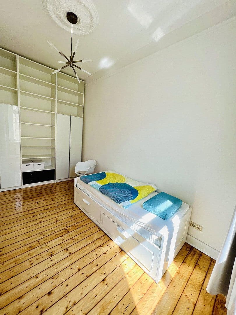 Pronájem bytu 3+1 89 m², Lindenstraße 86, Köln, Severní Porýní-Vestfálsko Pronájem bytu 3+1 89 m², Lindenstraße 86, Köln, Severní Porýní-Vestfálsko