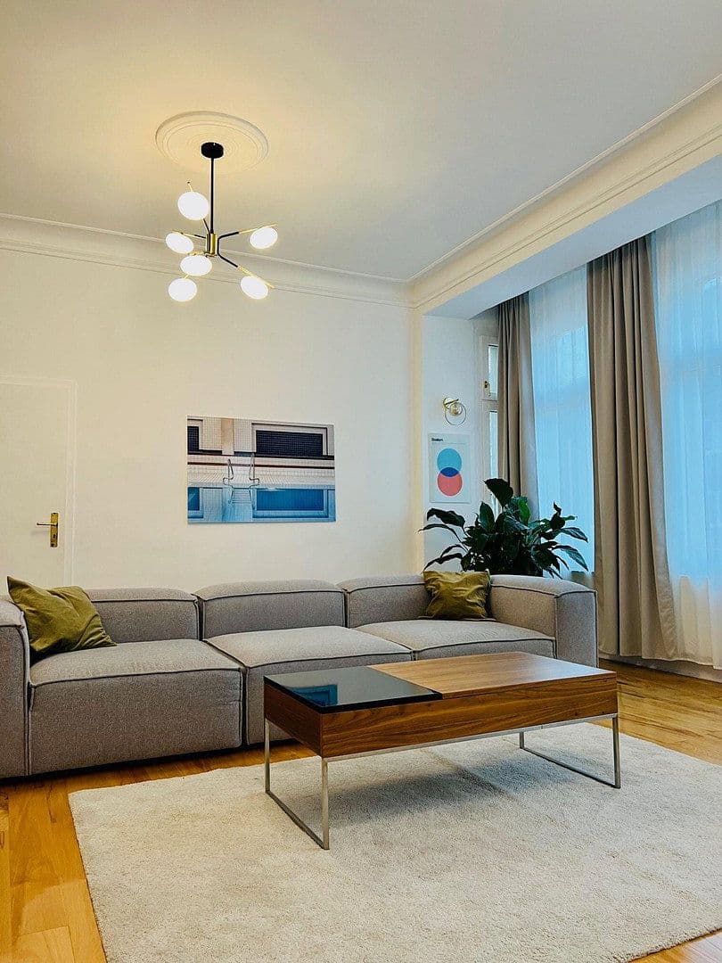 Pronájem bytu 3+1 89 m², Lindenstraße 86, Köln, Severní Porýní-Vestfálsko Pronájem bytu 3+1 89 m², Lindenstraße 86, Köln, Severní Porýní-Vestfálsko