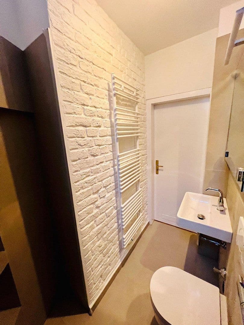 Pronájem bytu 3+1 89 m², Lindenstraße 86, Köln, Severní Porýní-Vestfálsko Pronájem bytu 3+1 89 m², Lindenstraße 86, Köln, Severní Porýní-Vestfálsko