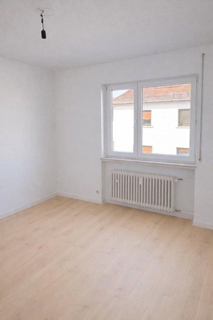 Pronájem bytu 3+1 79 m², Goethestraße 2, Heusenstamm, Hessen Pronájem bytu 3+1 79 m², Goethestraße 2, Heusenstamm, Hessen