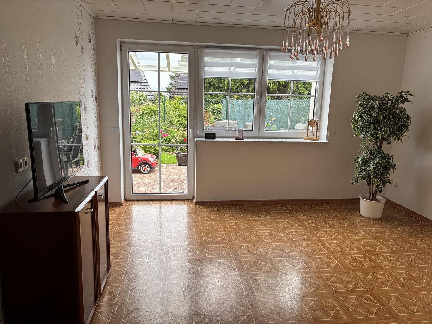 Prodej domu 235 m², pozemek 363 m², Dorsheim, Porýní-Falc Prodej domu 235 m², pozemek 363 m², Dorsheim, Porýní-Falc