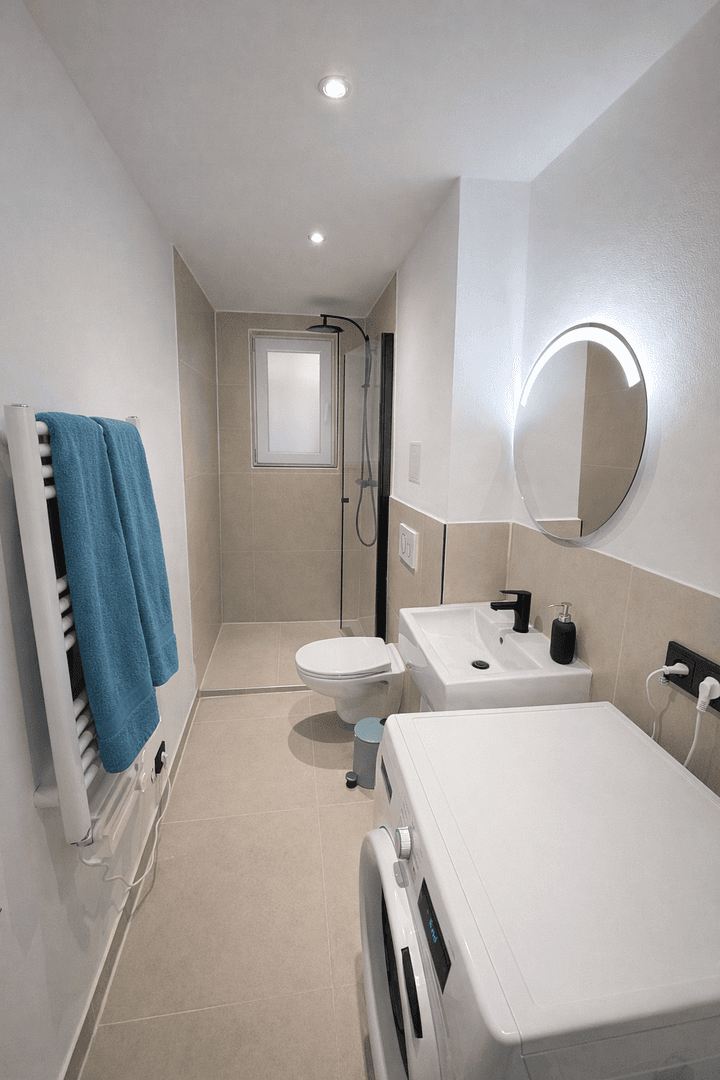 Pronájem bytu 1+1 12 m², Stadelheimer Str. 23, München, Bavorsko Pronájem bytu 1+1 12 m², Stadelheimer Str. 23, München, Bavorsko