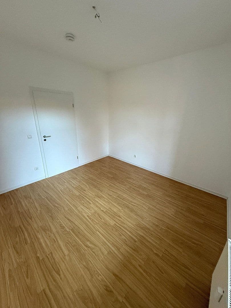 Pronájem bytu 2+1 62 m², Leonhardtstraße 32, Chemnitz, Sasko Pronájem bytu 2+1 62 m², Leonhardtstraße 32, Chemnitz, Sasko