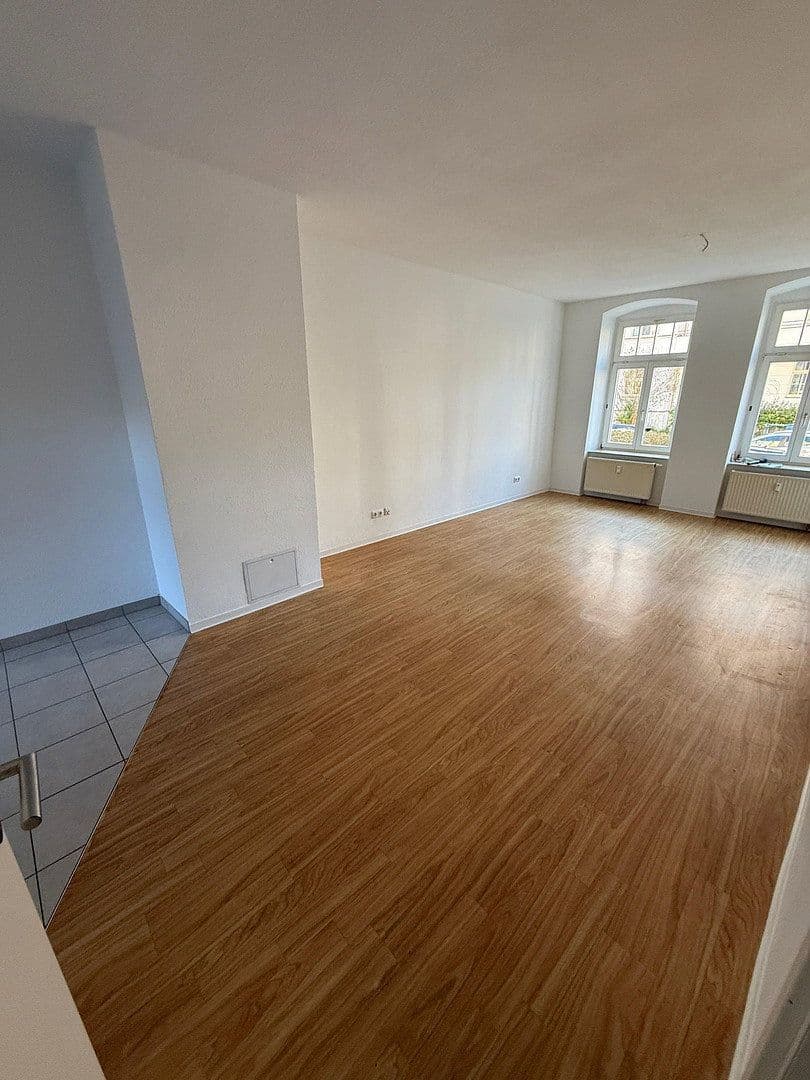 Pronájem bytu 2+1 62 m², Leonhardtstraße 32, Chemnitz, Sasko Pronájem bytu 2+1 62 m², Leonhardtstraße 32, Chemnitz, Sasko