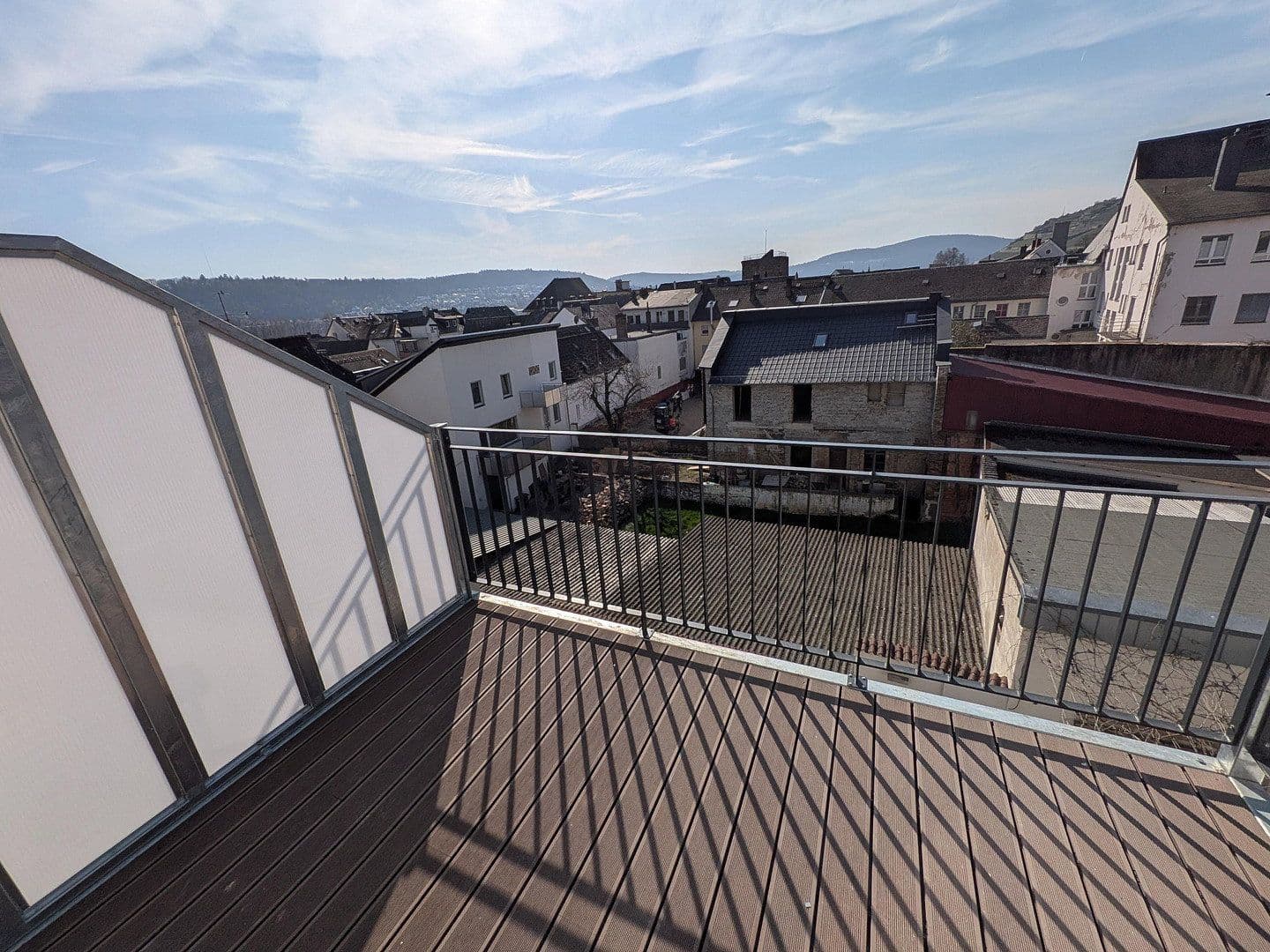 Pronájem bytu 4+1 108 m², Schmidtstraße 8, Rüdesheim am Rhein, Hessen Pronájem bytu 4+1 108 m², Schmidtstraße 8, Rüdesheim am Rhein, Hessen