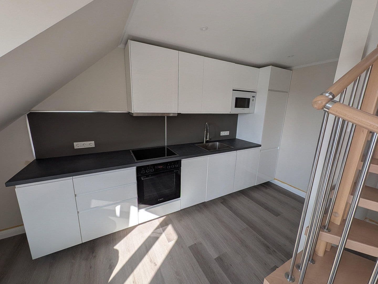 Pronájem bytu 4+1 108 m², Schmidtstraße 8, Rüdesheim am Rhein, Hessen Pronájem bytu 4+1 108 m², Schmidtstraße 8, Rüdesheim am Rhein, Hessen