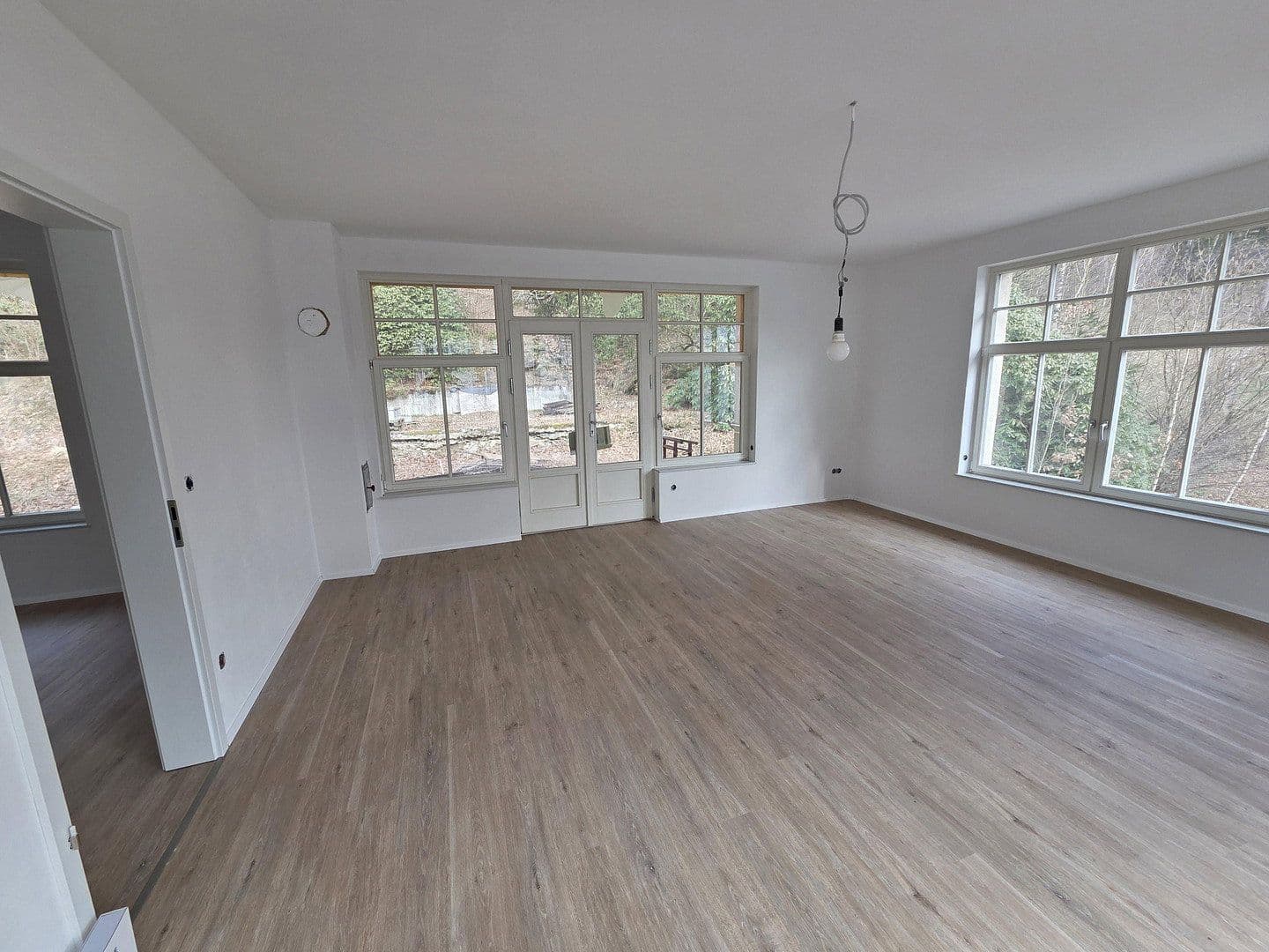 Pronájem domu 140 m², pozemek 3.000 m², Eibenberger Str 25A, Burkhardtsdorf, Sasko Pronájem domu 140 m², pozemek 3.000 m², Eibenberger Str 25A, Burkhardtsdorf, Sasko