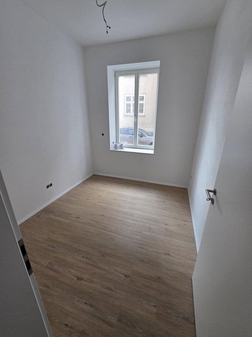 Pronájem domu 140 m², pozemek 3.000 m², Eibenberger Str 25A, Burkhardtsdorf, Sasko Pronájem domu 140 m², pozemek 3.000 m², Eibenberger Str 25A, Burkhardtsdorf, Sasko