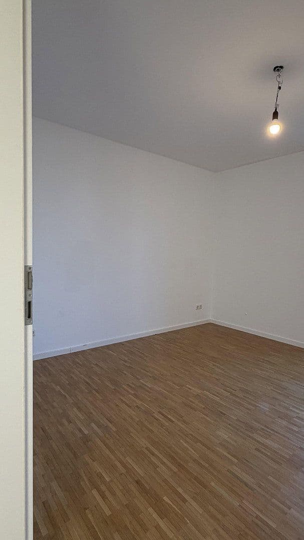 Prodej bytu 4+1 92 m², München, Bavorsko Prodej bytu 4+1 92 m², München, Bavorsko