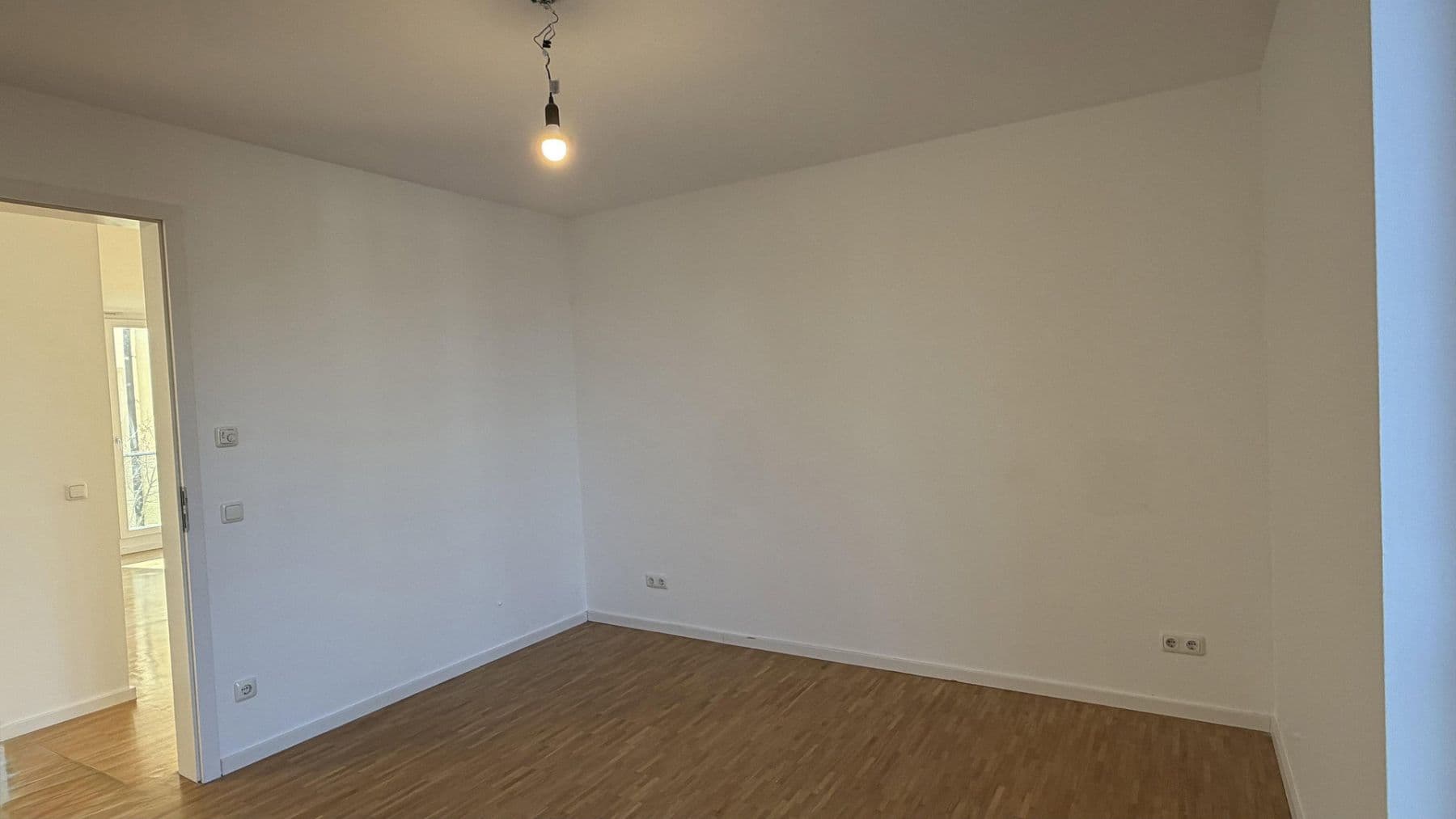 Prodej bytu 4+1 92 m², München, Bavorsko Prodej bytu 4+1 92 m², München, Bavorsko