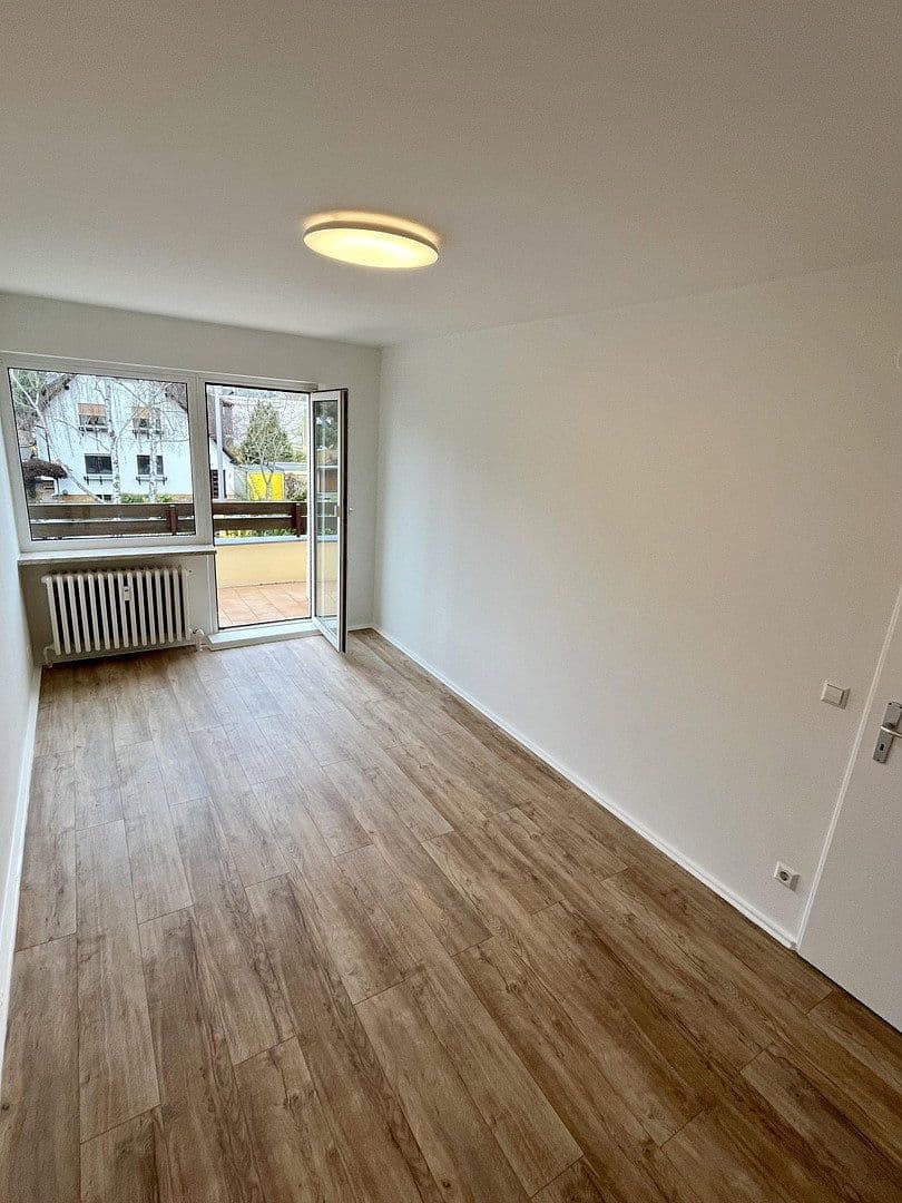 Prodej bytu 3+1 80 m², Dahlemer Weg 93, Berlin, Berlín Prodej bytu 3+1 80 m², Dahlemer Weg 93, Berlin, Berlín