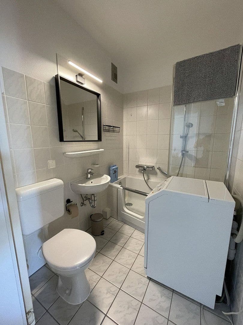 Pronájem bytu 2+1 63 m², Rotfuchsstraße 19, Leipzig, Sasko Pronájem bytu 2+1 63 m², Rotfuchsstraße 19, Leipzig, Sasko