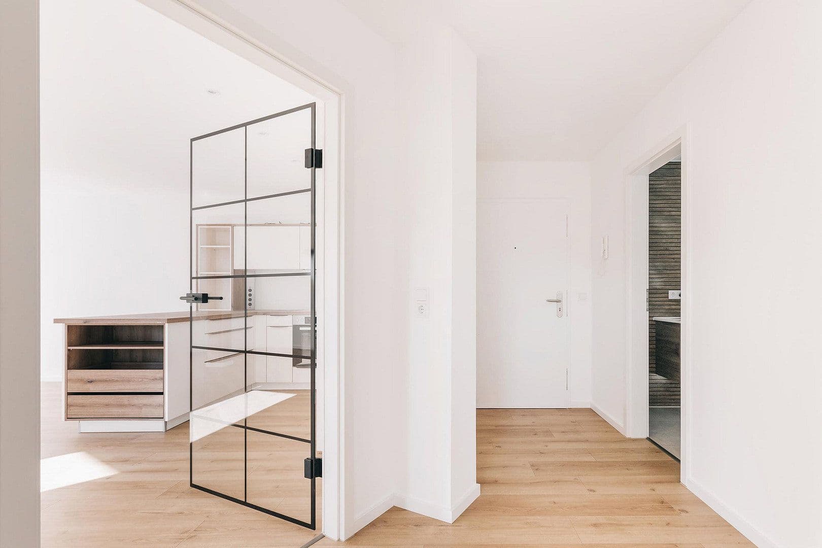 Prodej bytu 2+1 71 m², Meußlitzer Straße, Dresden, Sasko Prodej bytu 2+1 71 m², Meußlitzer Straße, Dresden, Sasko