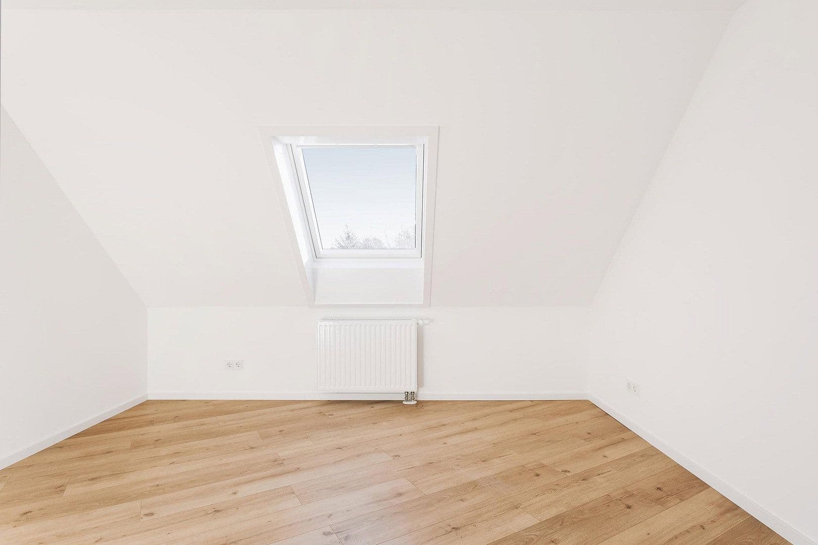 Prodej bytu 2+1 71 m², Meußlitzer Straße, Dresden, Sasko Prodej bytu 2+1 71 m², Meußlitzer Straße, Dresden, Sasko