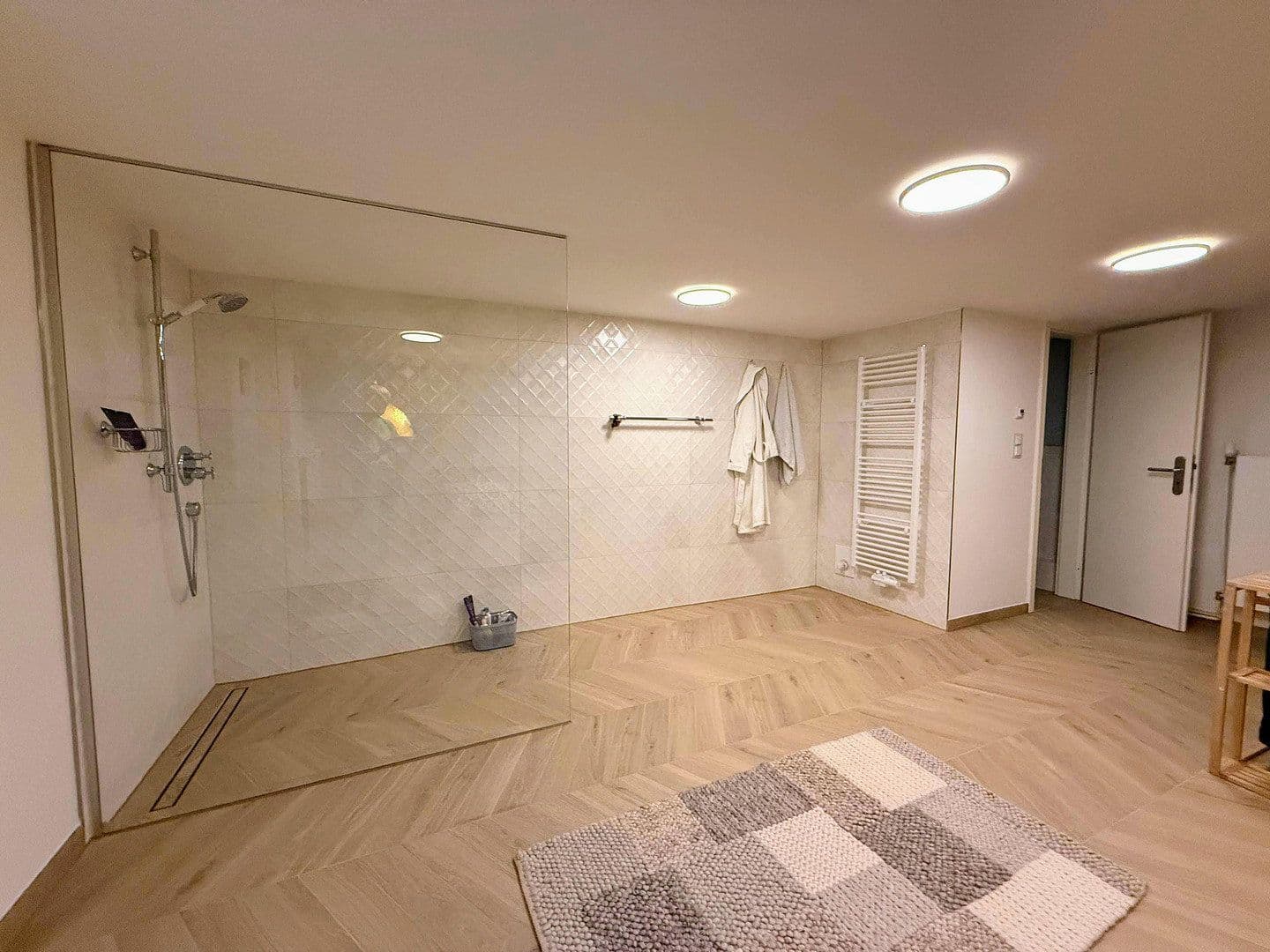 Prodej domu 295 m², pozemek 1.070 m², Bremen, Bremen Prodej domu 295 m², pozemek 1.070 m², Bremen, Bremen